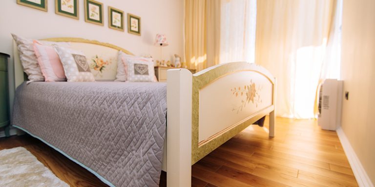 small bedroom decorating ideas